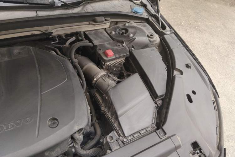 Used Volvo S90 2020 T5 Zhiyi Luxury Edition Engine Bay Left