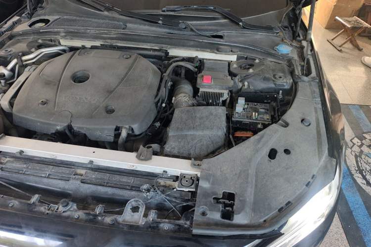 Used Volvo S90 2020 T5 Zhiyuan Luxury Edition Engine Bay Left