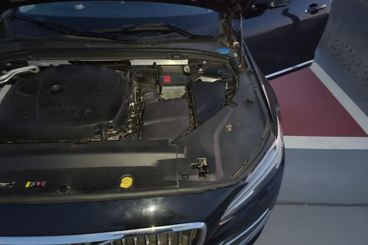 Used Volvo S90 2020 Facelifted T5 Zhiyi Luxury Edition Engine Bay Left