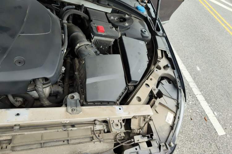 Used Volvo S90 2020 T5 Zhiyi Luxury Edition Engine Bay Left