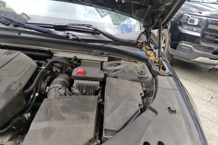 Used Volvo S90 2020 T5 Zhiyi Luxury Edition Engine Bay Left