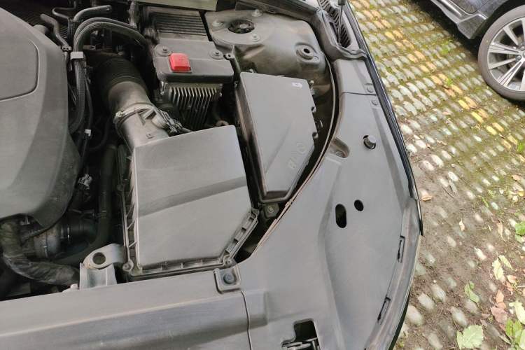 Used Volvo S90 2020 T5 Zhiyi Luxury Edition Engine Bay Left