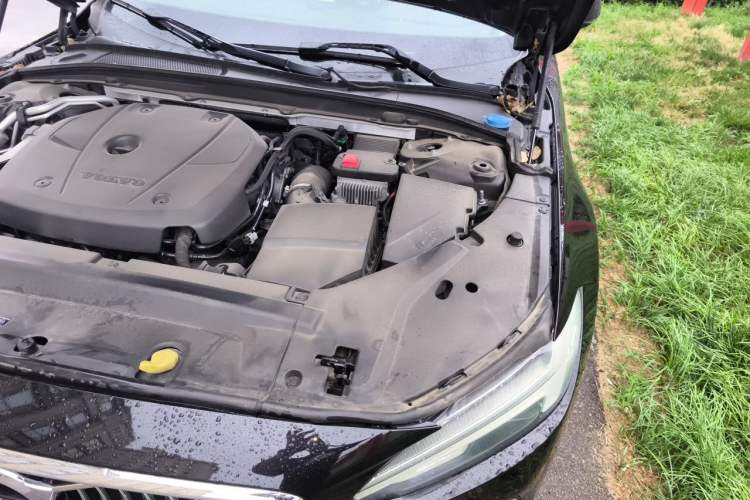 Used Volvo S90 2020 T5 Zhiyi Luxury Edition Engine Bay Left