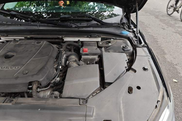 Used Volvo S90 2020 T5 Zhiyi Luxury Edition Engine Bay Left