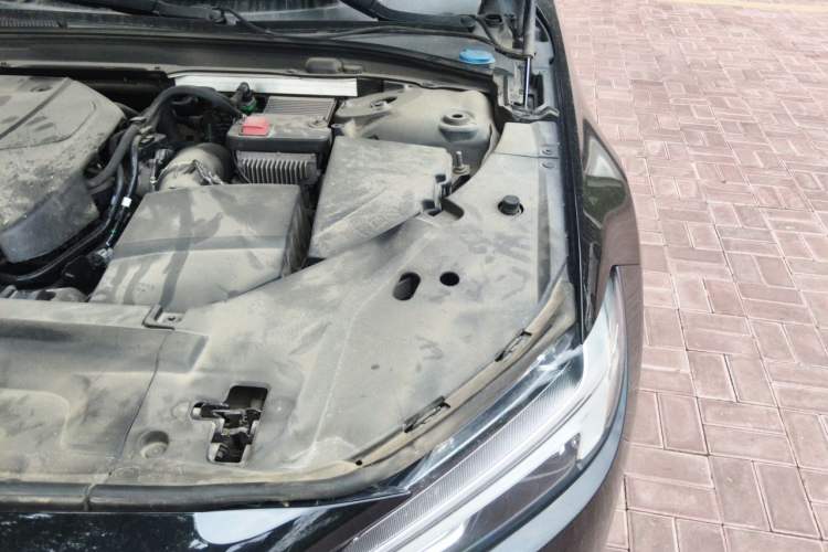 Used Volvo S90 2020 T5 Zhiyi Luxury Edition Engine Bay Left