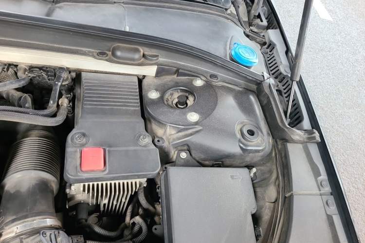 Used Volvo S90 2020 T5 Zhiyi Luxury Edition Engine Bay Left