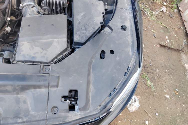 Used Volvo S90 2020 T5 Zhiyi Luxury Edition Engine Bay Left