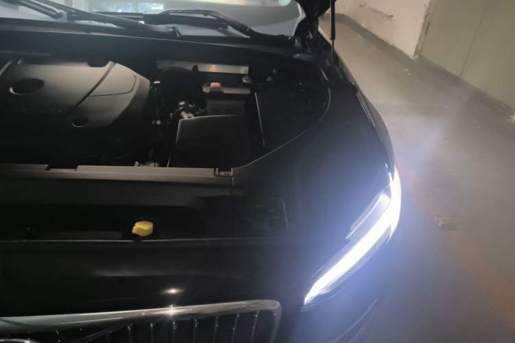 Used Volvo S90 2020 T5 Zhiyuan Luxury Edition Engine Bay Left