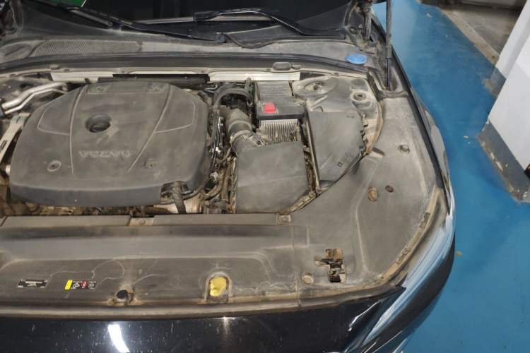 Used Volvo S90 2020 T5 Zhiyi Luxury Edition Engine Bay Left