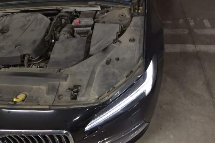 Used Volvo S90 2020 T5 Zhiyuan Luxury Edition Engine Bay Left
