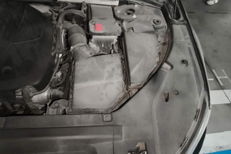 Used Volvo S90 2020 T5 Zhiyi Luxury Edition Engine Bay Left
