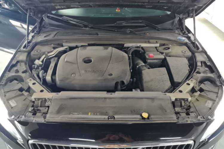Used Volvo S90 2020 T5 Zhiyi Luxury Edition Engine Bay