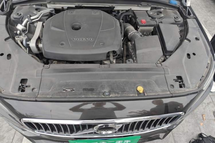 Used Volvo S90 2020 T5 Zhiyi Luxury Edition Engine Bay