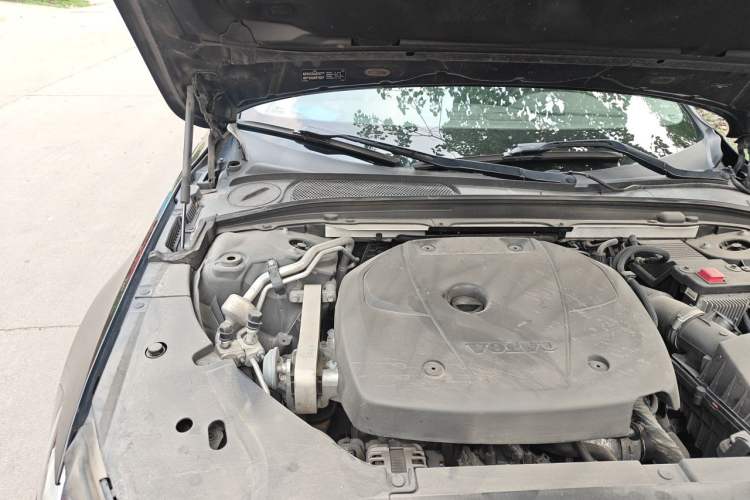 Used Volvo S90 2020 T5 Zhiyi Luxury Edition Engine Bay Right