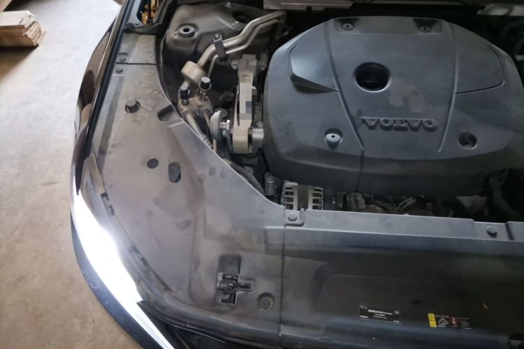 Used Volvo S90 2020 T5 Zhiyi Luxury Edition Engine Bay Right