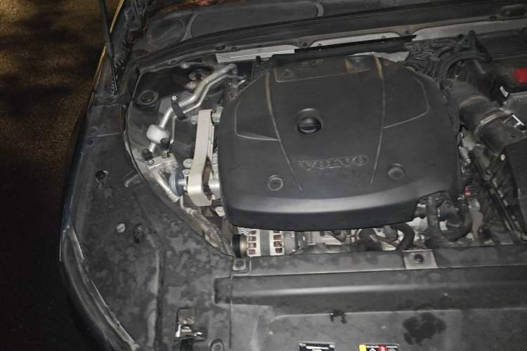 Used Volvo S90 2020 Facelifted T5 Zhiyi Luxury Edition Engine Bay Right