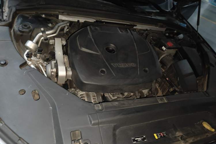 Used Volvo S90 2020 T5 Zhiyi Luxury Edition Engine Bay Right