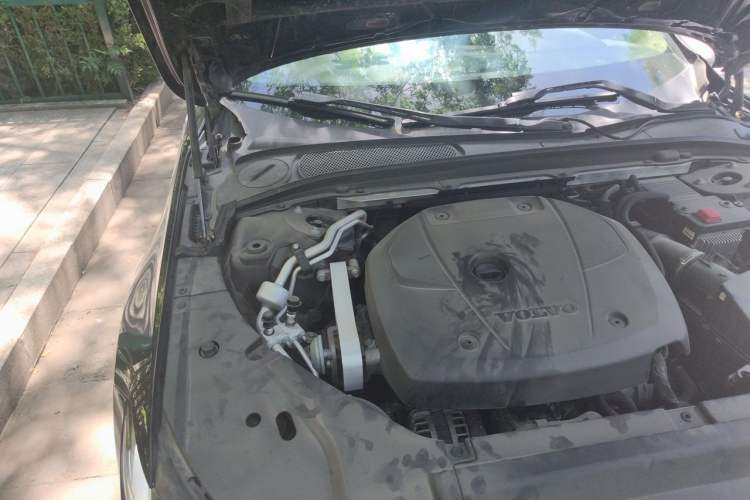Used Volvo S90 2020 T5 Zhiyuan Luxury Edition Engine Bay Right