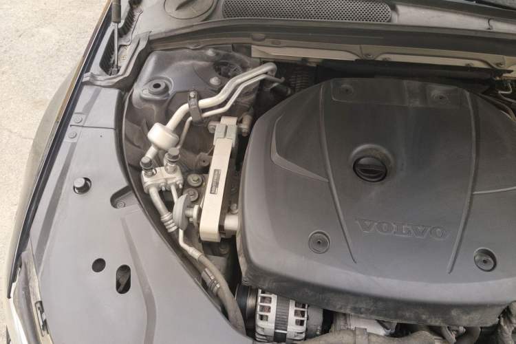 Used Volvo S90 2020 T5 Zhiyi Luxury Edition Engine Bay Right
