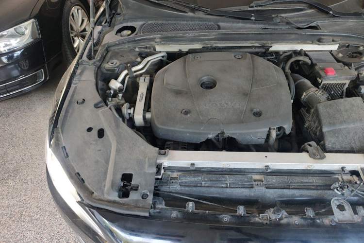 Used Volvo S90 2020 T5 Zhiyuan Luxury Edition Engine Bay Right