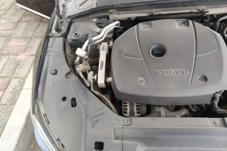 Used Volvo S90 2020 T5 Zhiyi Luxury Edition Engine Bay Right