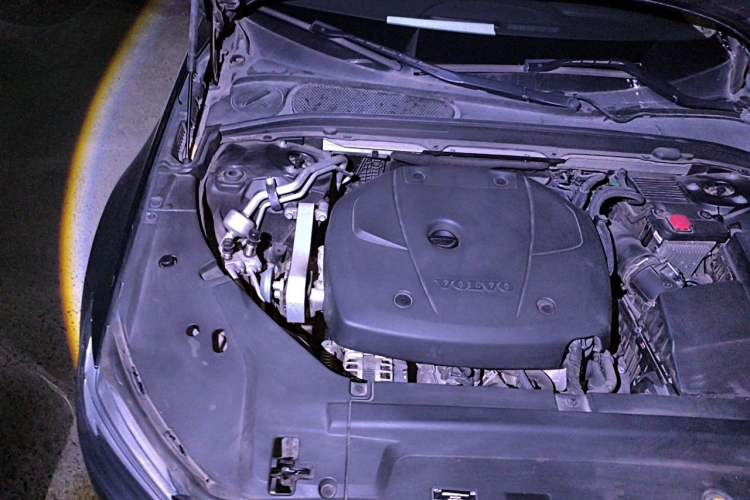 Used Volvo S90 2020 T5 Zhiyi Luxury Edition Engine Bay Right