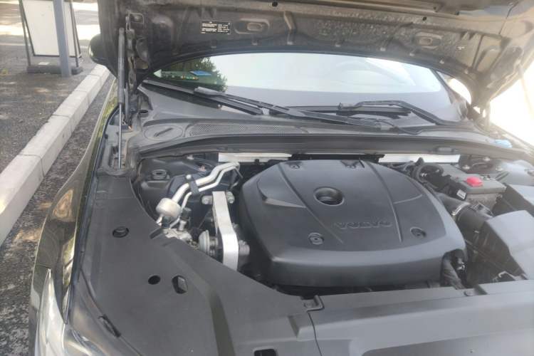 Used Volvo S90 2020 T5 Zhiyuan Luxury Edition Engine Bay Right