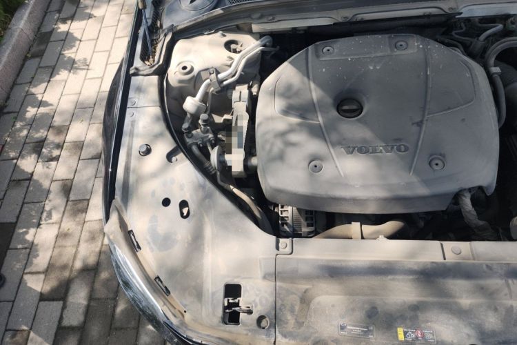 Used Volvo S90 2020 T5 Zhiyi Luxury Edition Engine Bay Right