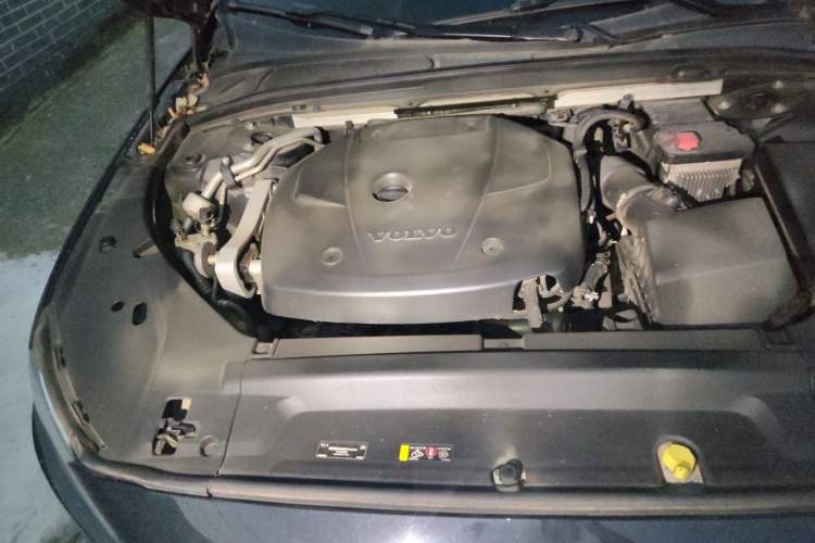 Used Volvo S90 2020 Facelifted T5 Zhiyi Luxury Edition Engine Bay Right