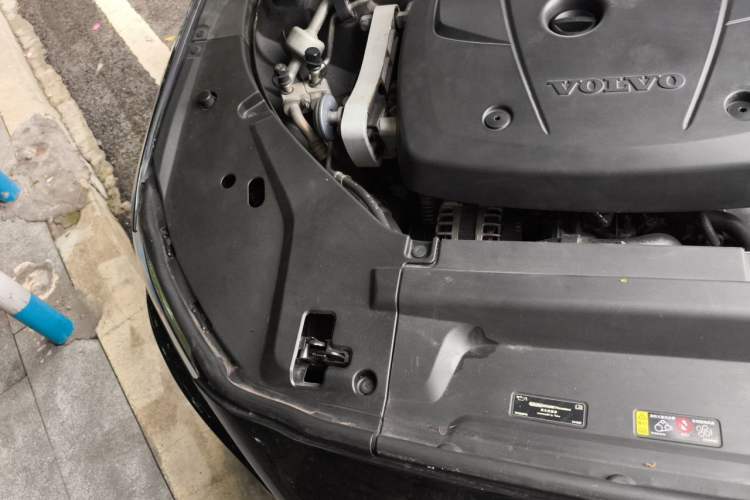Used Volvo S90 2020 T5 Zhiyi Luxury Edition Engine Bay Right