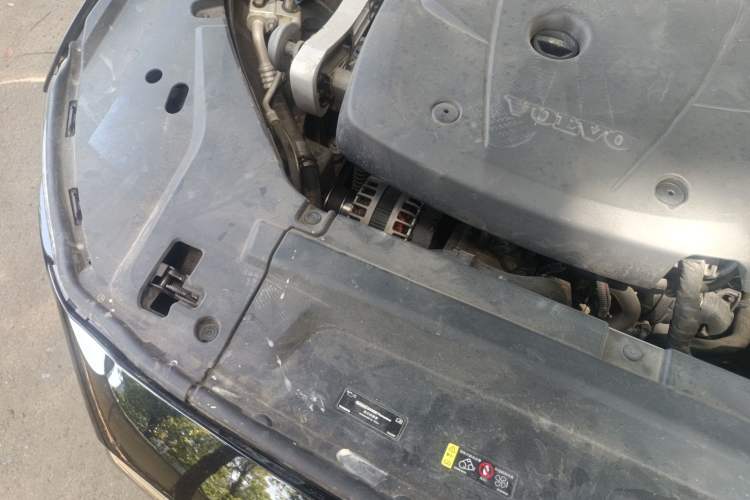 Used Volvo S90 2020 T5 Zhiyi Luxury Edition Engine Bay Right