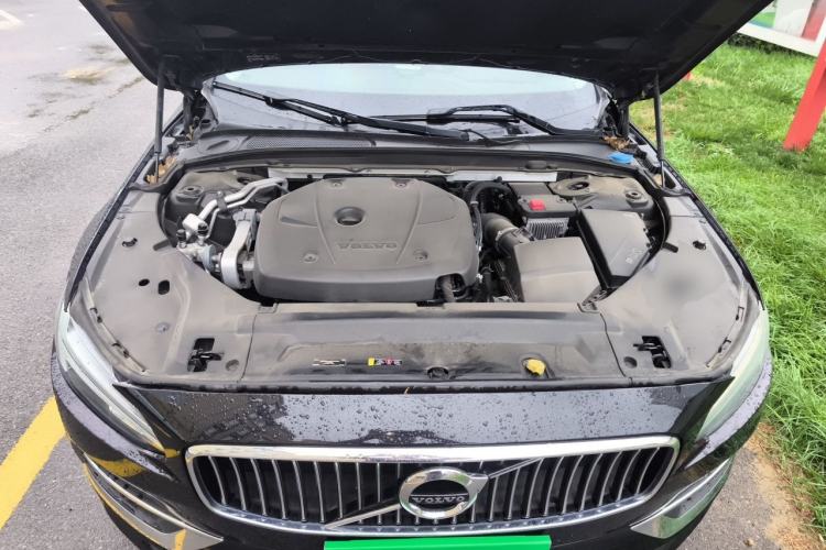 Used Volvo S90 2020 T5 Zhiyi Luxury Edition Engine Bay