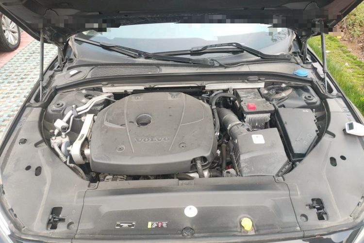 Used Volvo S90 2020 T4 SmartDrive Luxury Edition Engine Bay