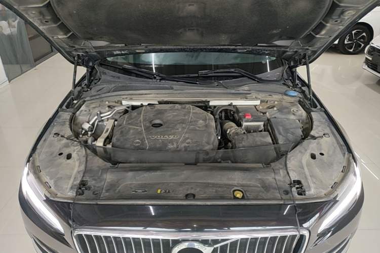 Used Volvo S90 2020 Facelifted T5 Zhiyi Luxury Edition Engine Bay