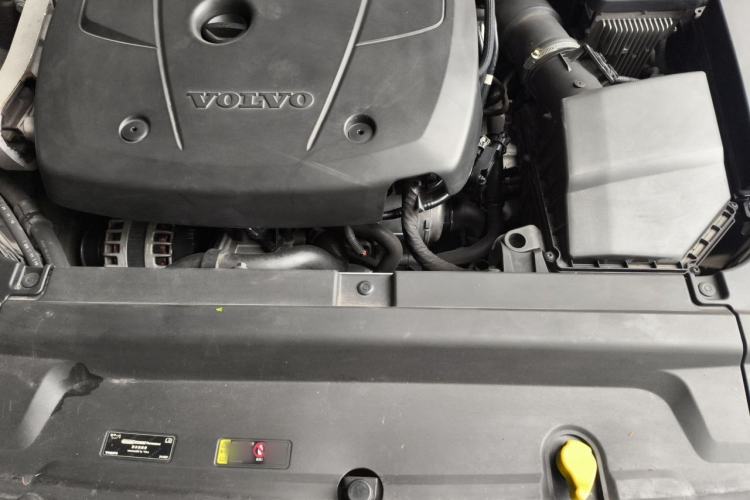 Used Volvo S90 2020 T5 Zhiyi Luxury Edition Engine Bay