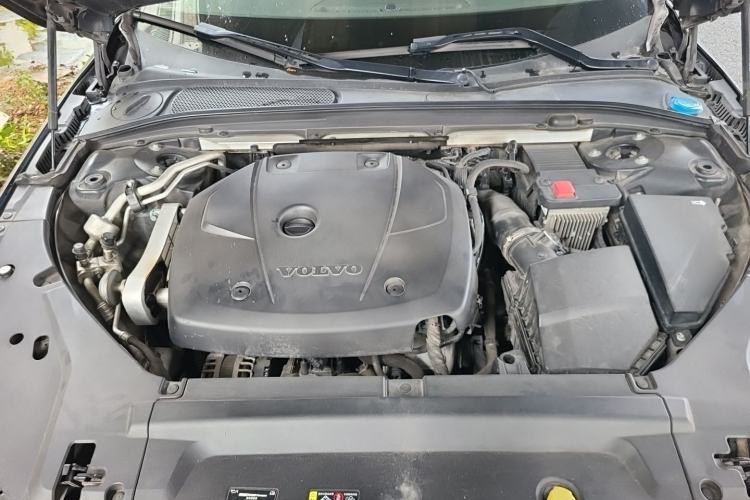 Used Volvo S90 2020 T5 Zhiyi Luxury Edition Engine Bay