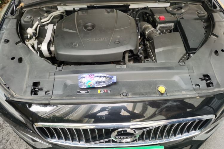 Used Volvo S90 2020 Facelift T5 Smart & Luxurious Edition Engine Bay