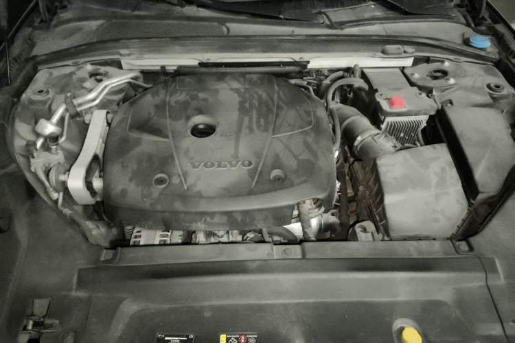 Used Volvo S90 2020 T5 Zhiyi Luxury Edition Engine Bay
