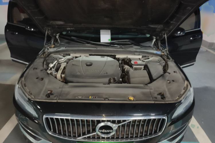 Used Volvo S90 2020 T5 Zhiyi Luxury Edition Engine Bay