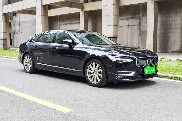 Used Volvo S90 2020 T5 Zhiyi Luxury Edition Exterior 2