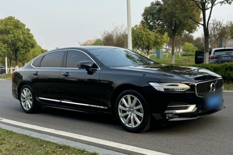 Used Volvo S90 2020 Facelifted T5 Zhiyi Luxury Edition Exterior 2