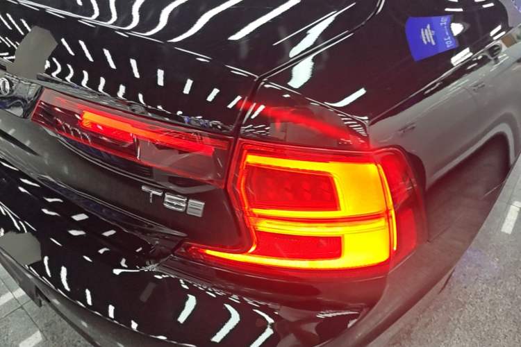 Used Volvo S90 2020 T5 Zhiyi Luxury Edition Exterior 3