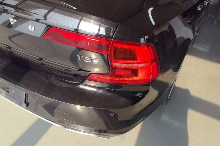 Used Volvo S90 2020 T5 Zhiyi Luxury Edition Exterior 3
