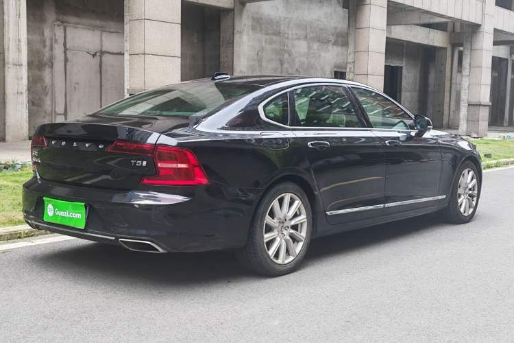 Used Volvo S90 2020 T5 Zhiyi Luxury Edition Exterior 4