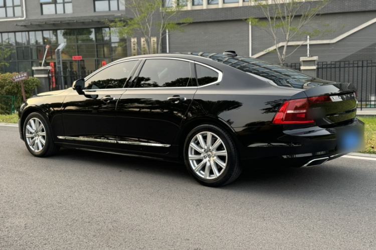 Used Volvo S90 2020 Facelifted T5 Zhiyi Luxury Edition Exterior 5