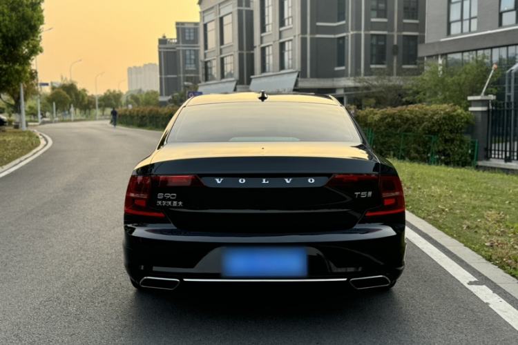 Used Volvo S90 2020 Facelifted T5 Zhiyi Luxury Edition Exterior 6