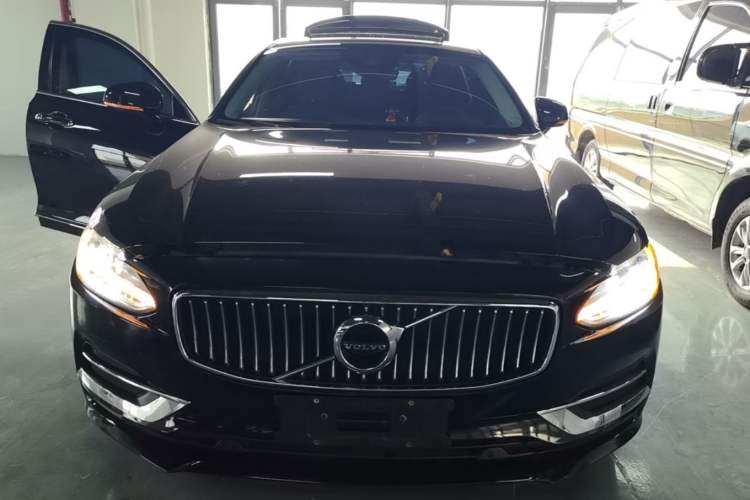 Used Volvo S90 2020 T5 Zhiyi Luxury Edition Front
