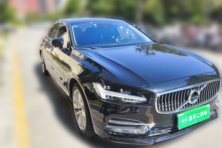 Used Volvo S90 2020 T5 Zhiyuan Luxury Edition Front Right 45 Deg