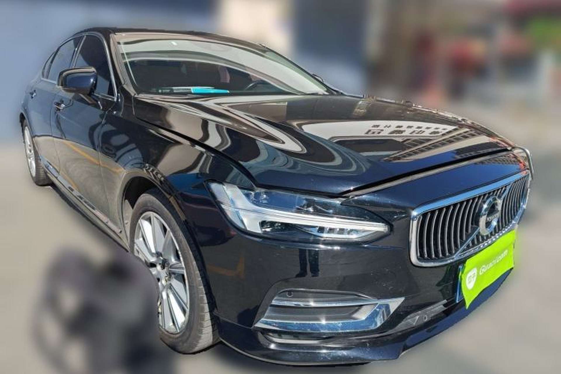 Used Volvo S90 2020 T5 Zhiyi Luxury Edition Front Right 45 Deg