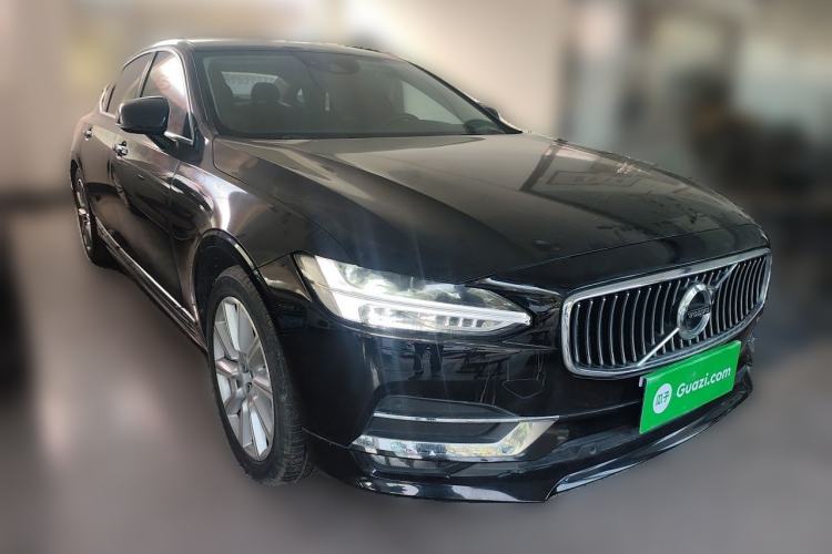 Used Volvo S90 2020 T5 Zhiyuan Luxury Edition Front Right 45 Deg